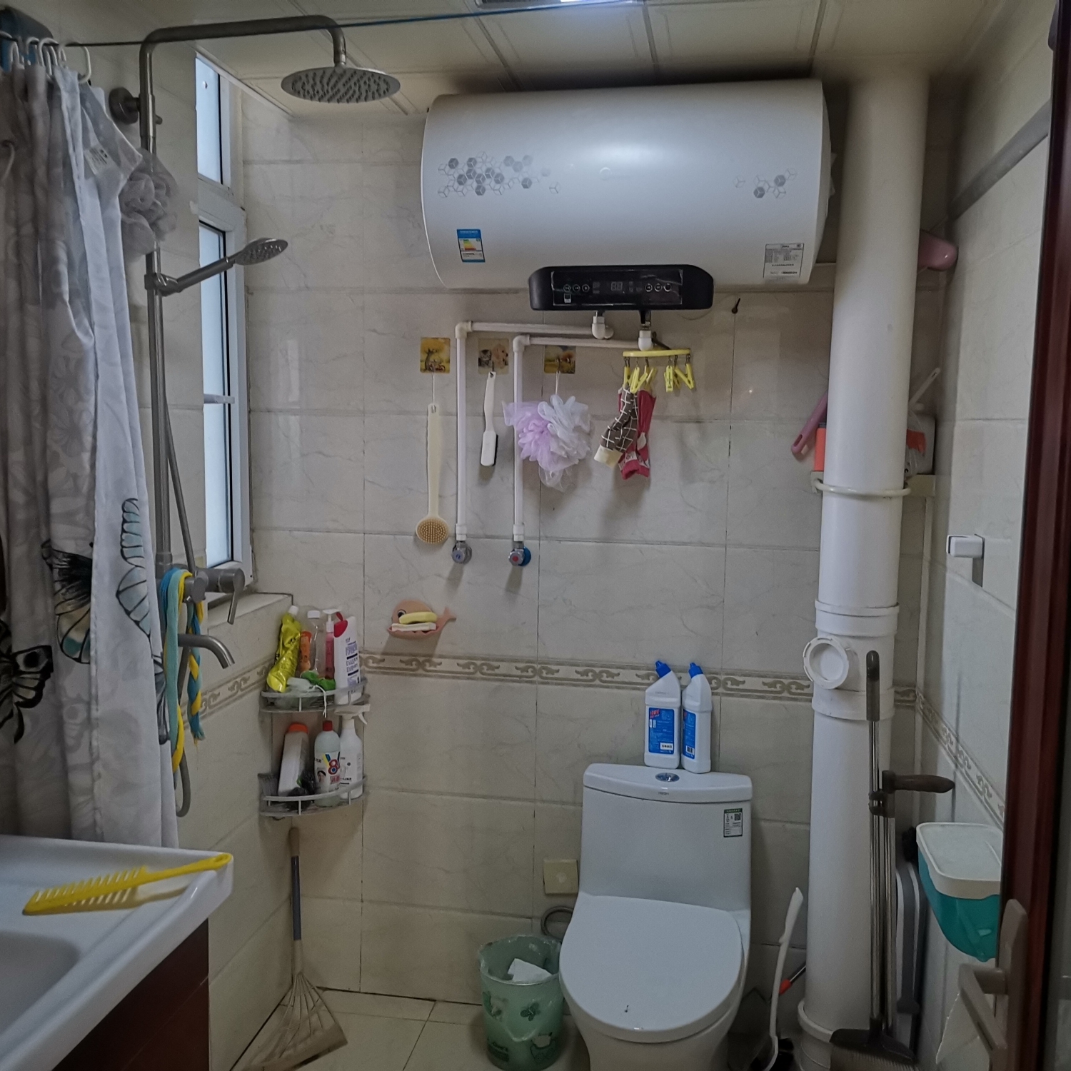 市中心 一品家苑 紧邻东昌 步梯好楼层 临近学校 交通便捷 配套设施全