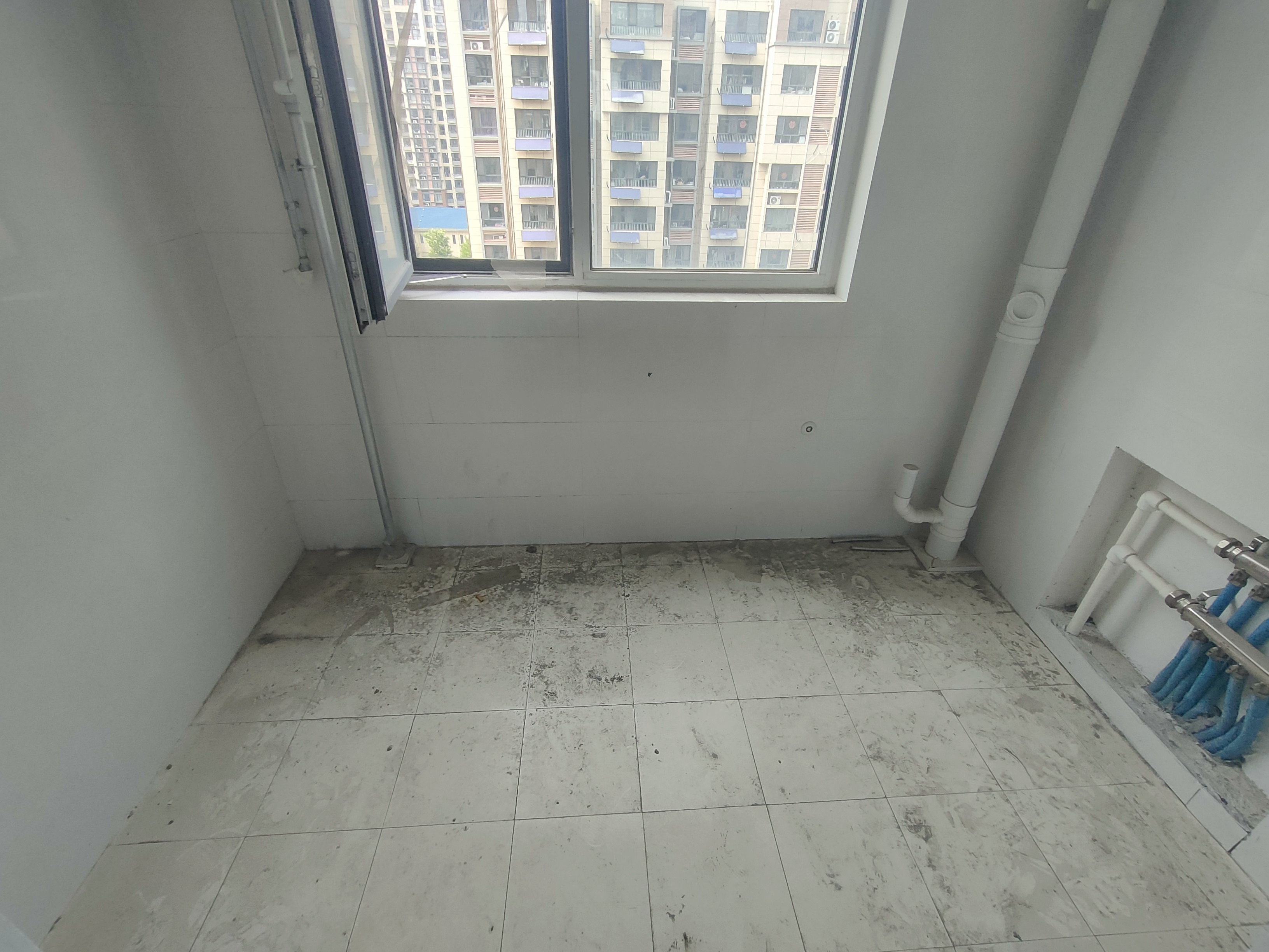 二中文苑旁金柱大学城B区新房未住带车位地下室小洋房
