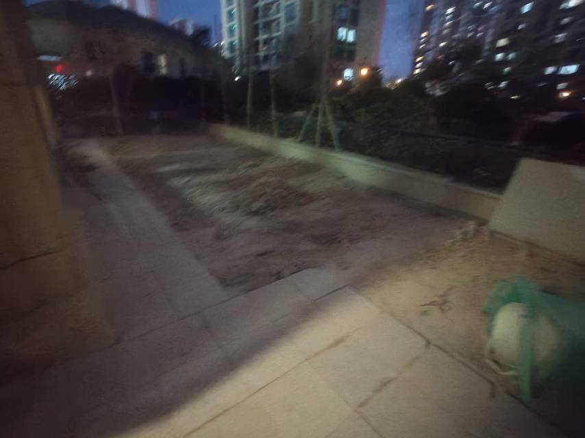 急售民生绿城 百合新城一楼带院，带车位，东昌中学，实验集美
