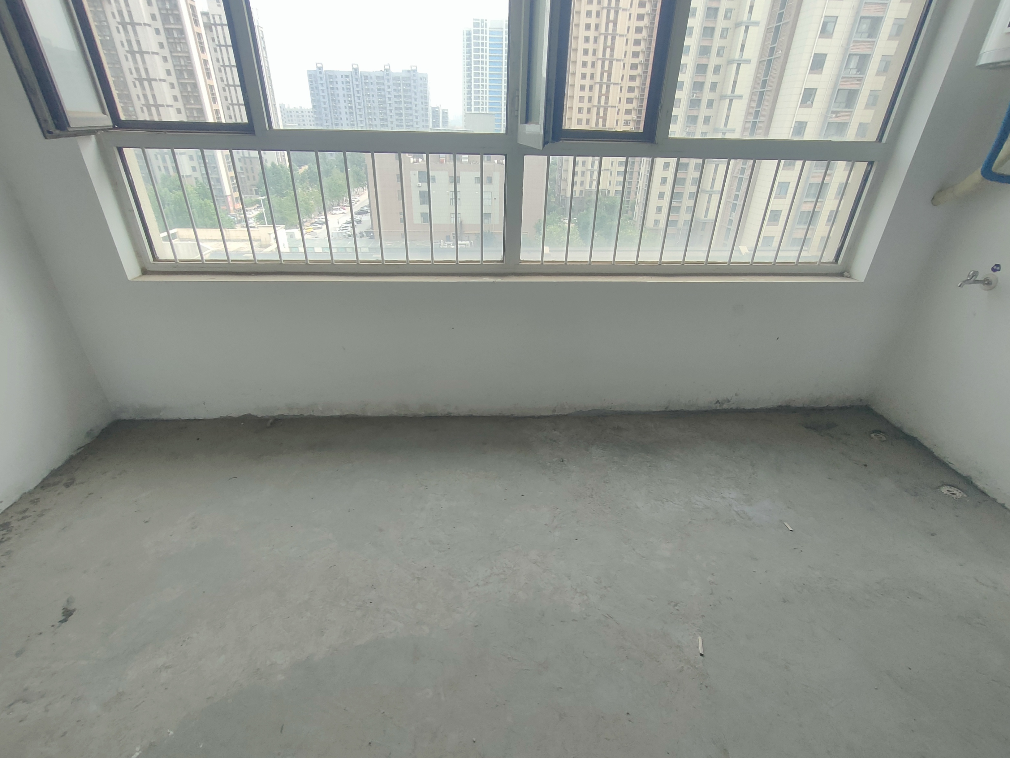 二中文苑旁金柱大学城B区新房未住带车位地下室小洋房